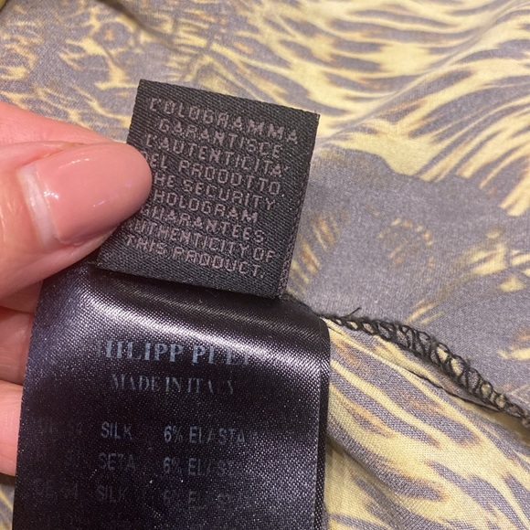 PHILIPP PLEIN
PATTERNED BLOUSE size S - Picture 12 of 12